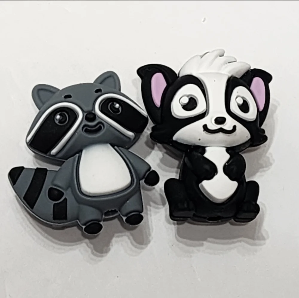 Racoon Skunk Focal Bead Silicone 2 Pc Beads Beaded Pen Badge Clip Keychain Craft